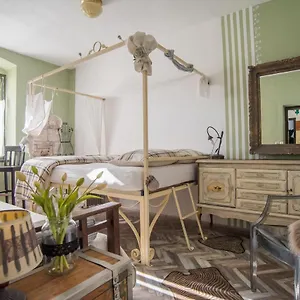  Apartman Nomi Dream Box Croatia
